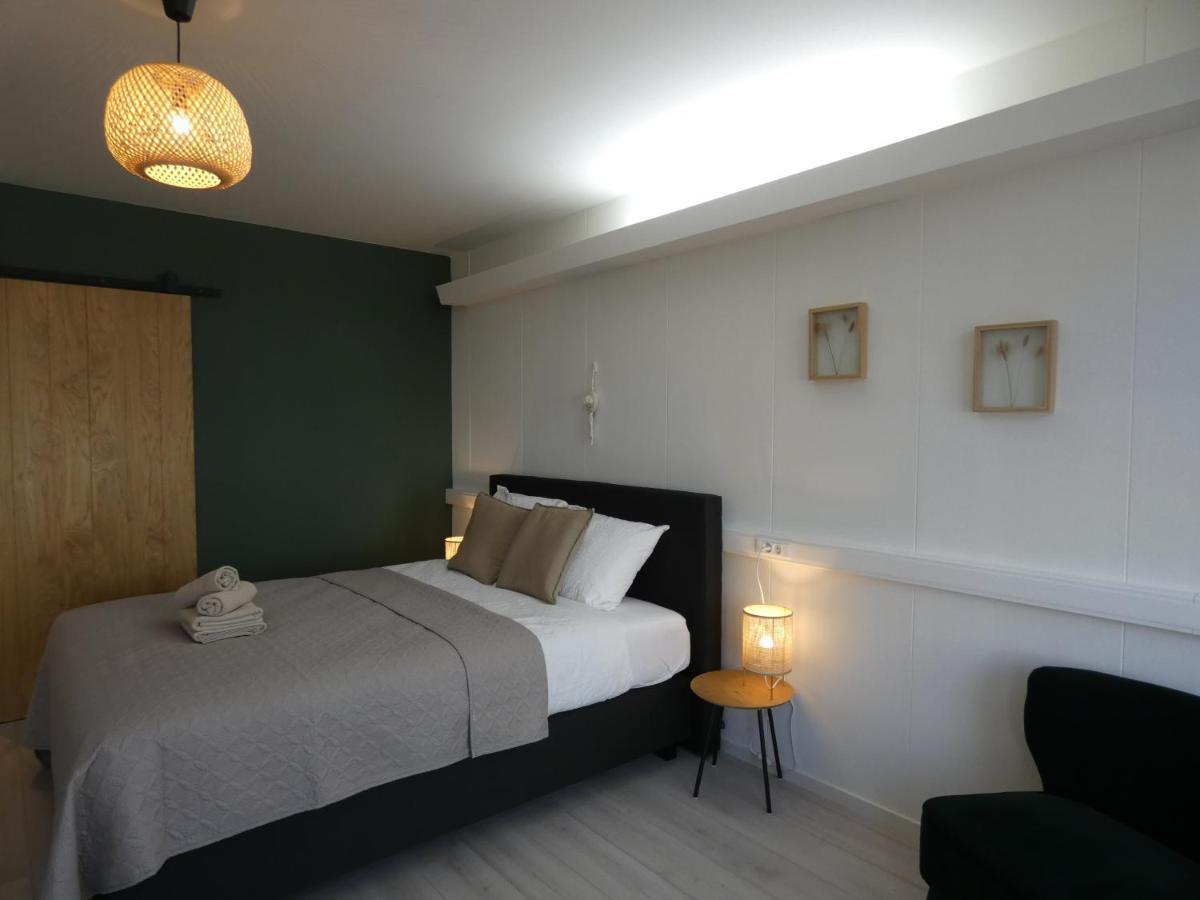 B&B Badhuis ลิสซิงเงิน ภายนอก รูปภาพ
