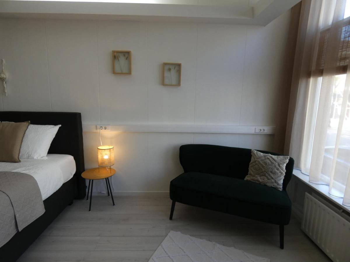 B&B Badhuis ลิสซิงเงิน ภายนอก รูปภาพ